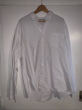 Amazon Essentials White Long-Sleeve Button-Up Shirt